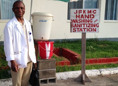 A member of Diaspora Nurses Health Initiative in Liberia